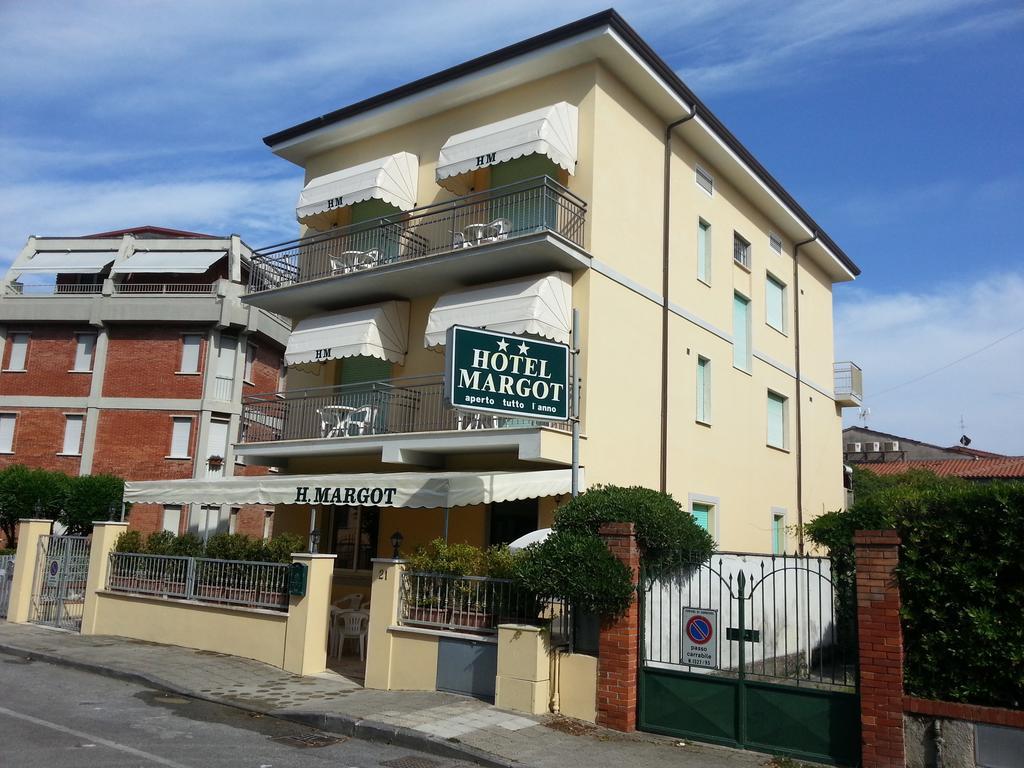 Hotel Margot 利多迪卡马约雷 外观 照片