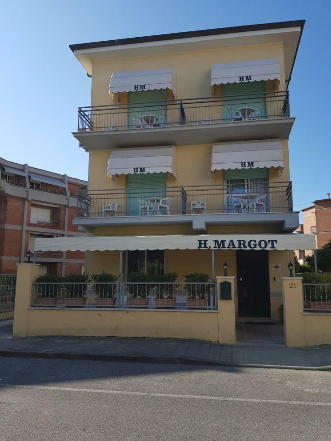 Hotel Margot 利多迪卡马约雷 外观 照片
